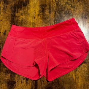 Lululemon Speed up Low-Rise Lined short 2.5”